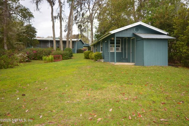 176 LAKE Drive, Florahome, FL 32140