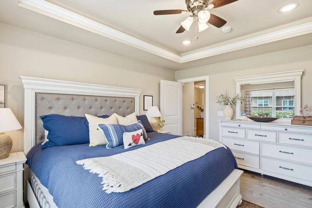 2422 LAWTON DR, Columbia, MO 65202