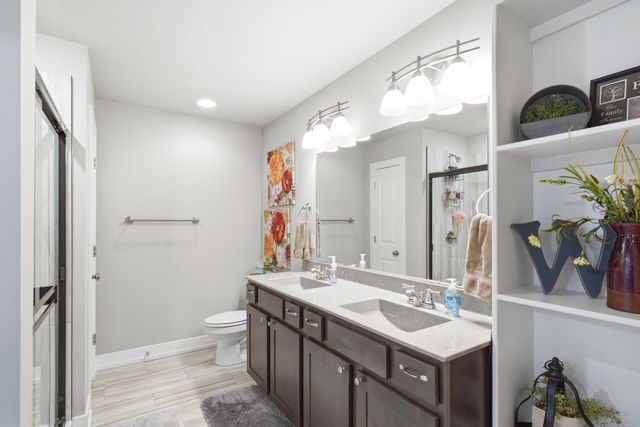 2422 LAWTON DR, Columbia, MO 65202