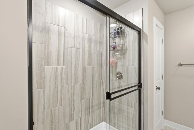 2422 LAWTON DR, Columbia, MO 65202