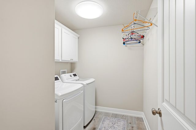 2422 LAWTON DR, Columbia, MO 65202