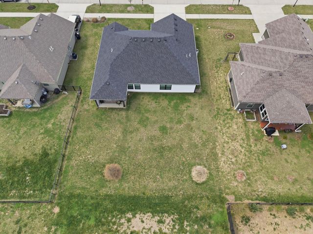 2422 LAWTON DR, Columbia, MO 65202