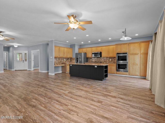 1722 Dogleg Road, Carson City, NV 89701