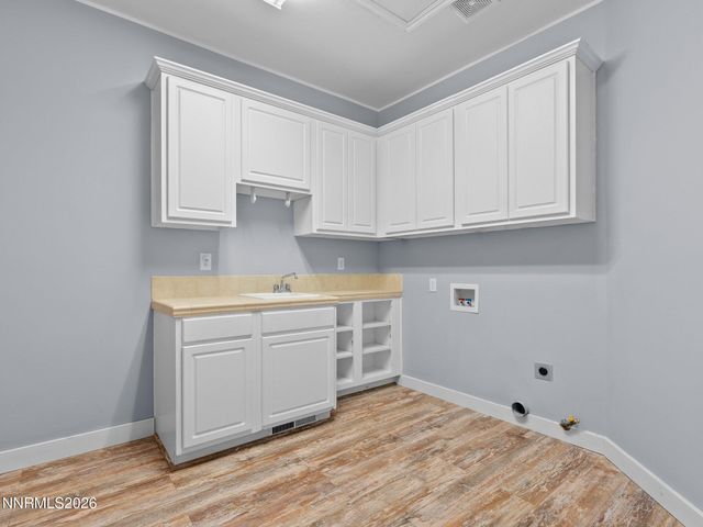 1722 Dogleg Road, Carson City, NV 89701