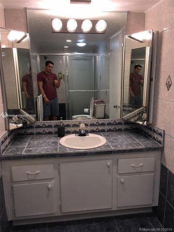 1401 NE 191st St D217, Miami, FL 33179