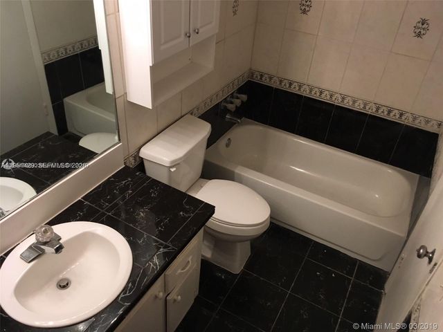 1401 NE 191st St D217, Miami, FL 33179