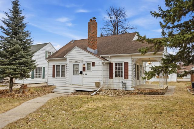 1345 3rd Street N, Fargo, ND 58102