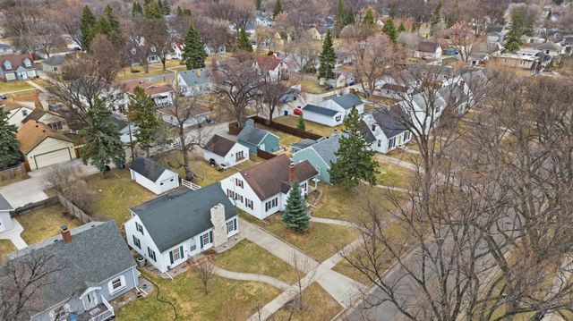 1345 3rd Street N, Fargo, ND 58102