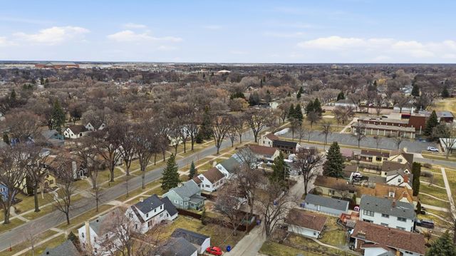 1345 3rd Street N, Fargo, ND 58102