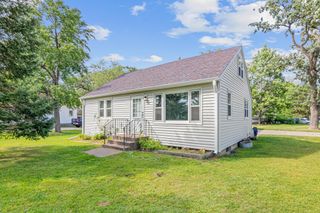 6598 Oak Street, North Branch, MN 55056
