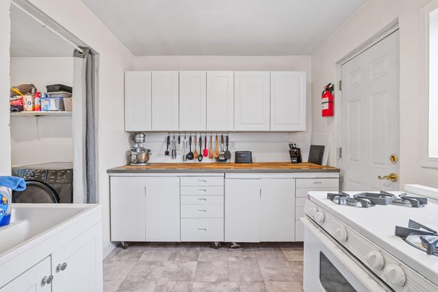 311 Grays Creek Road, Grants Pass, OR 97527