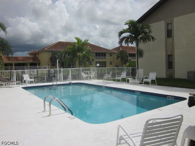719 SW 47th TER 202, Cape Coral, FL 33914