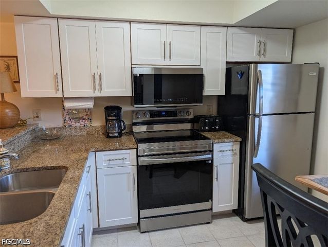 719 SW 47th TER 202, Cape Coral, FL 33914