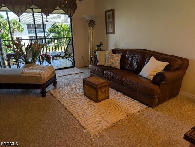 719 SW 47th TER 202, Cape Coral, FL 33914