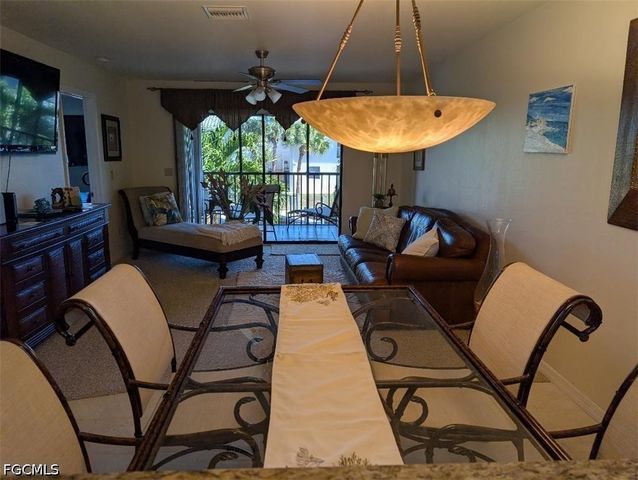 719 SW 47th TER 202, Cape Coral, FL 33914