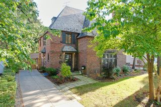 3077 Huntington Road, Shaker Heights, OH 44120
