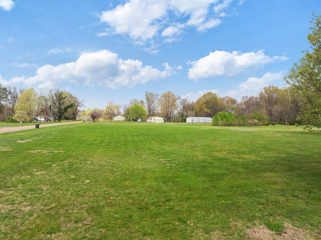 6544 Highway 436, Mc Kenzie, TN 38201