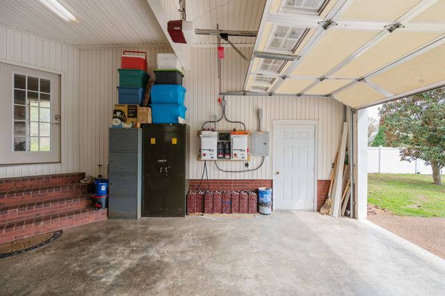 6544 Highway 436, Mc Kenzie, TN 38201