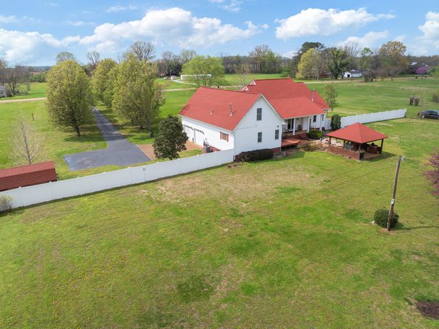6544 Highway 436, Mc Kenzie, TN 38201