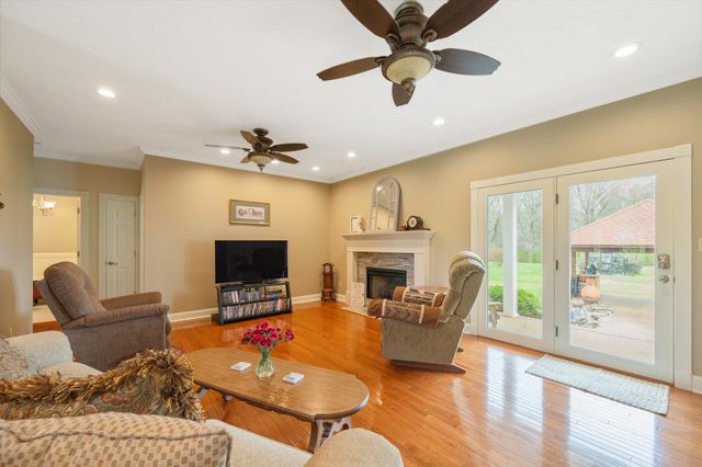 6544 Highway 436, Mc Kenzie, TN 38201