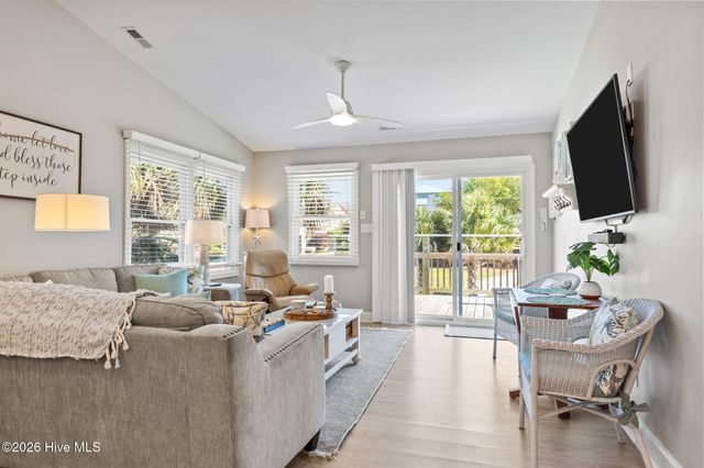 7028 Archers Creek Drive S, Emerald Isle, NC 28594