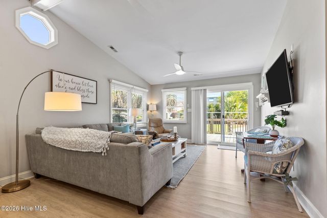 7028 Archers Creek Drive S, Emerald Isle, NC 28594