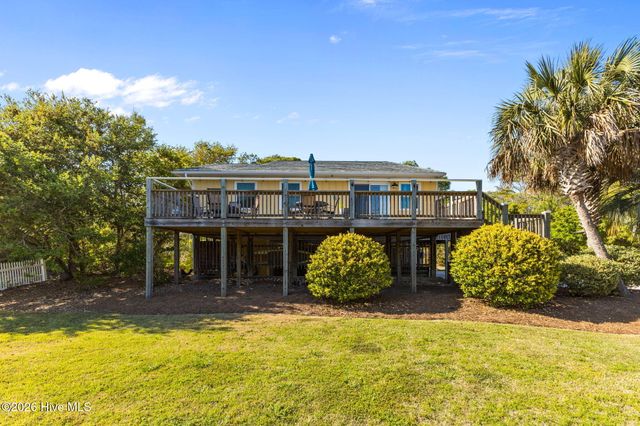 7028 Archers Creek Drive S, Emerald Isle, NC 28594