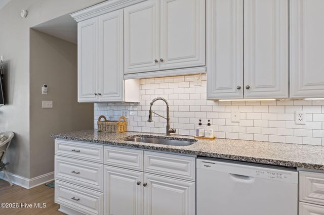 7028 Archers Creek Drive S, Emerald Isle, NC 28594