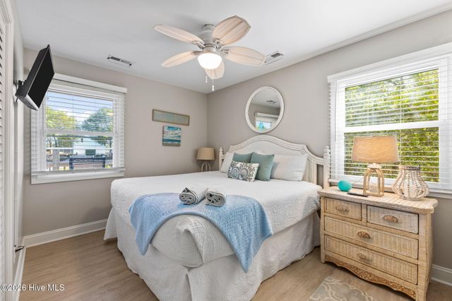 7028 Archers Creek Drive S, Emerald Isle, NC 28594