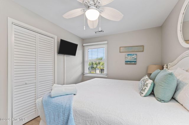 7028 Archers Creek Drive S, Emerald Isle, NC 28594