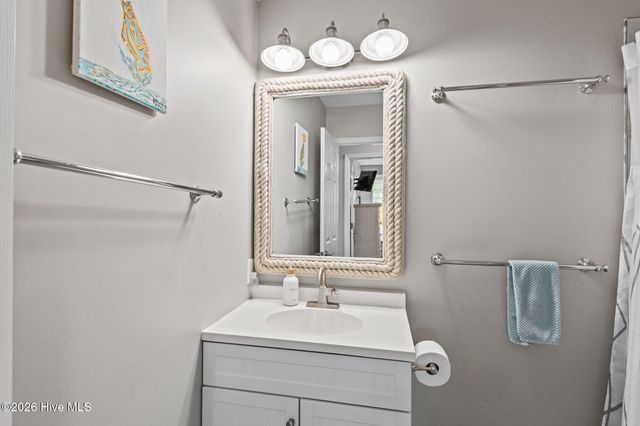 7028 Archers Creek Drive S, Emerald Isle, NC 28594