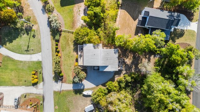 7028 Archers Creek Drive S, Emerald Isle, NC 28594