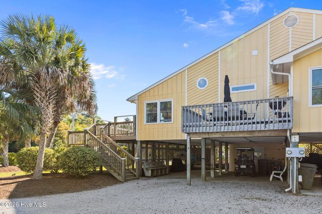 7028 Archers Creek Drive S, Emerald Isle, NC 28594