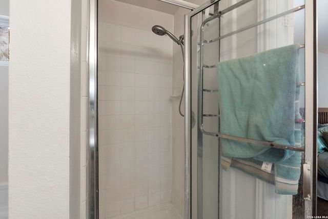 8918 John Barrett, San Antonio, TX 78240