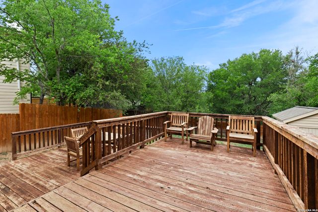 8918 John Barrett, San Antonio, TX 78240