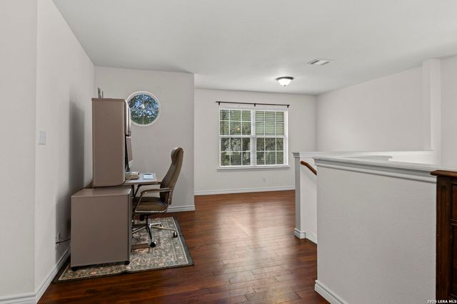 8918 John Barrett, San Antonio, TX 78240