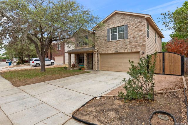8918 John Barrett, San Antonio, TX 78240