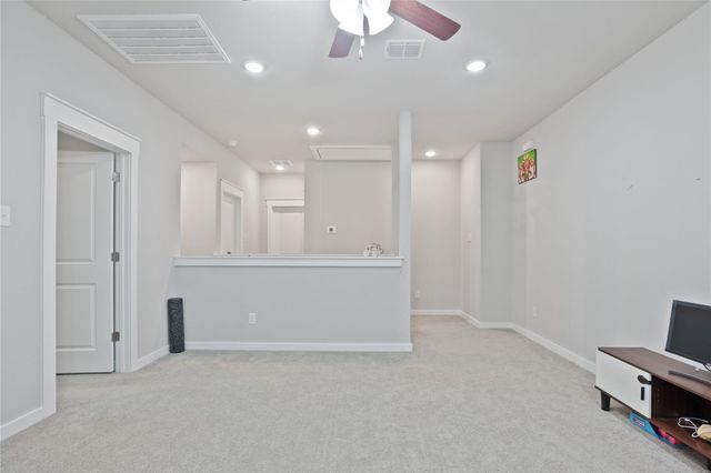 1519 Fenton Hill DR, Leander, TX 78641