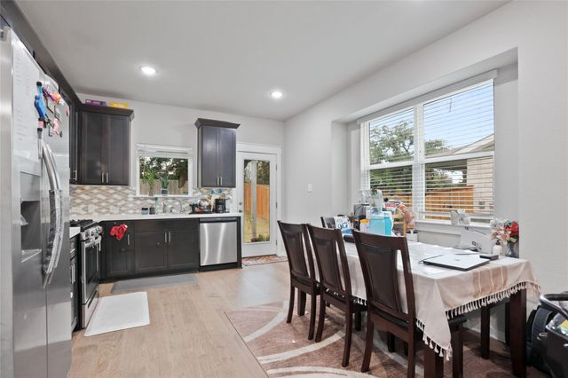 1519 Fenton Hill DR, Leander, TX 78641