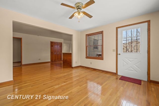 102 Slatestone Drive, Saginaw, MI 48603