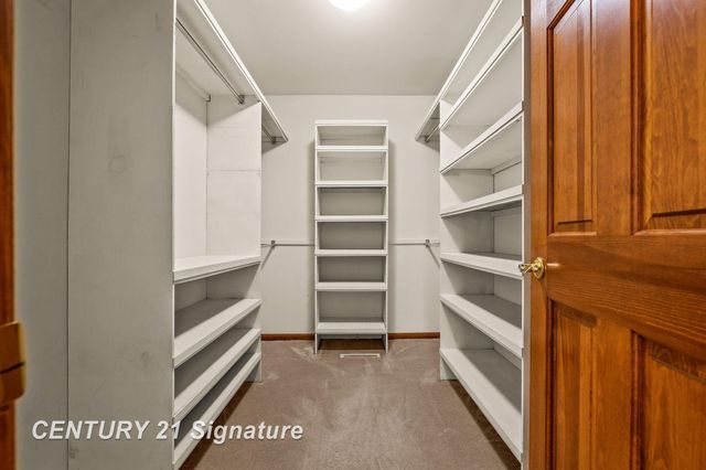 102 Slatestone Drive, Saginaw, MI 48603