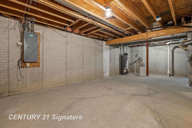 102 Slatestone Drive, Saginaw, MI 48603