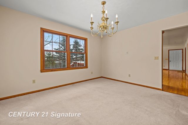 102 Slatestone Drive, Saginaw, MI 48603