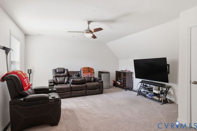 5942 Autumnleaf Dr, Ampthill, VA 23234