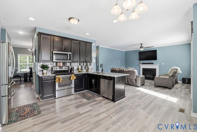 5942 Autumnleaf Dr, Ampthill, VA 23234