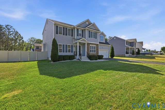 5942 Autumnleaf Dr, Ampthill, VA 23234