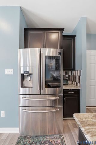 5942 Autumnleaf Dr, Ampthill, VA 23234