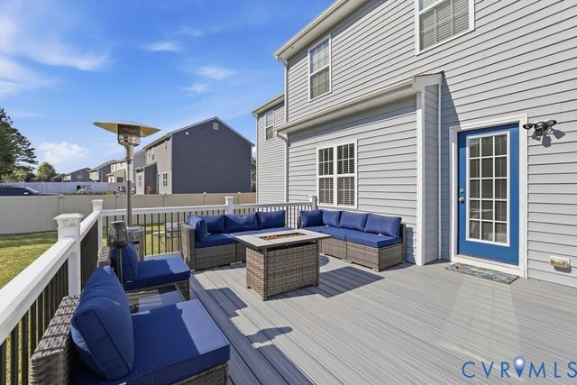 5942 Autumnleaf Dr, Ampthill, VA 23234