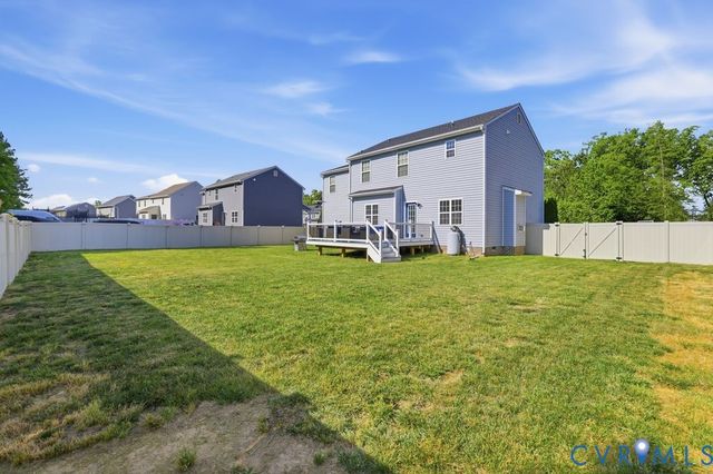 5942 Autumnleaf Dr, Ampthill, VA 23234