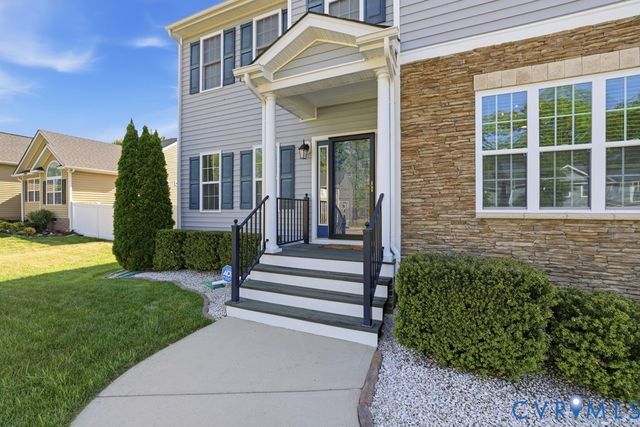 5942 Autumnleaf Dr, Ampthill, VA 23234
